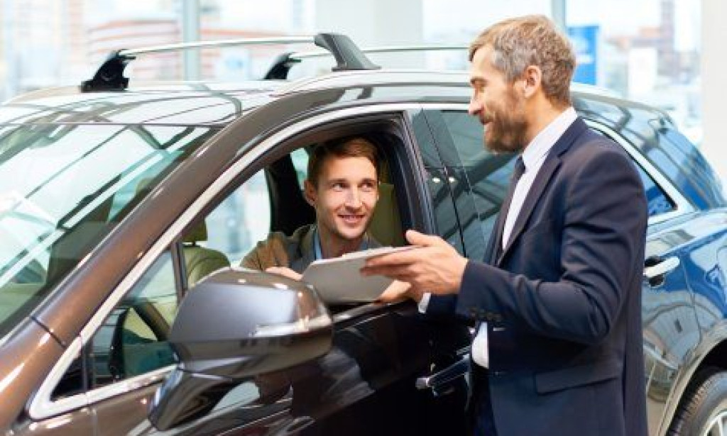 what Child Seat and Car Service at LaGuardia Airport- Safe and Smooth Travel.