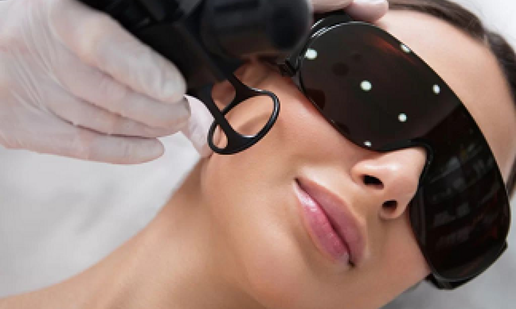 Fractional CO2 Laser Treatment in Dubai: What to Expect