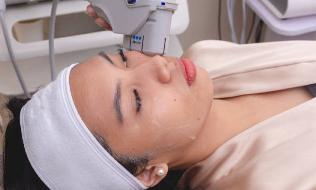 How Can Hifu Treatment Tighten Loose Skin on the Forehead?