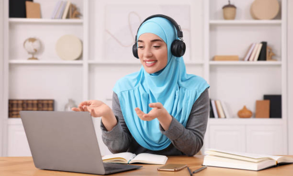 Learn Arabic from Home and Strengthen Your Daily Worship