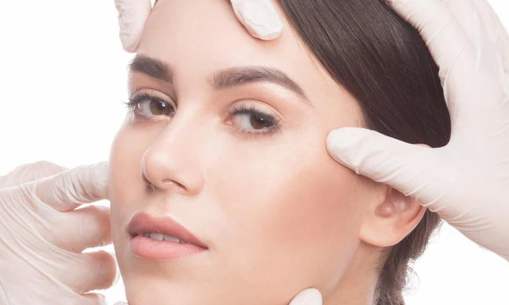 How Can Facial Contouring Create a More Sculpted Appearance?