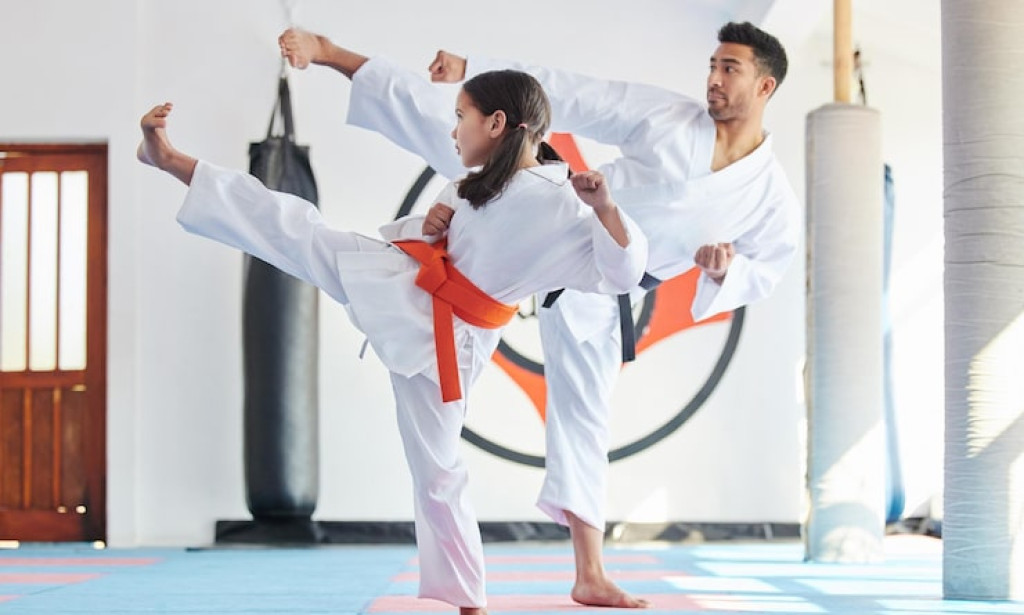 How Martial Arts Training Enhances Core Stability and Balance