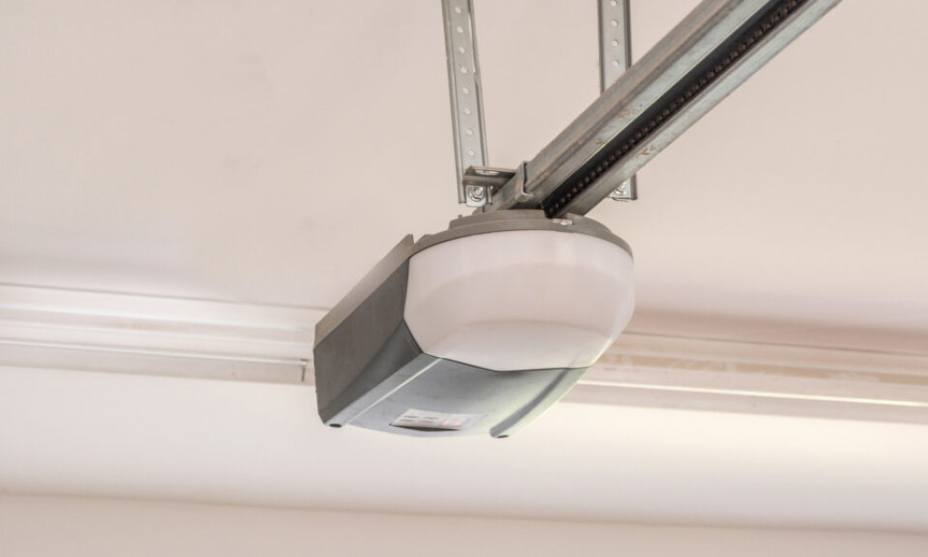 Most Common Garage Door Opener Repair Mistakes Homeowners Make