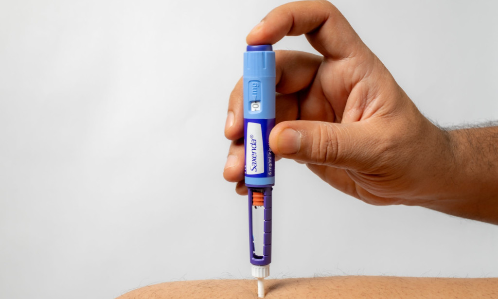 How does Saxenda Injection impact brain hunger signals?