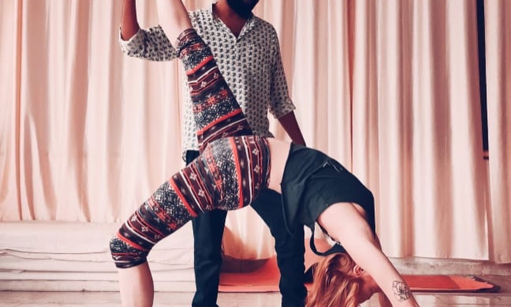 Top 10 Reasons to Choose the Best Yoga Teacher Training Course in Rishikesh