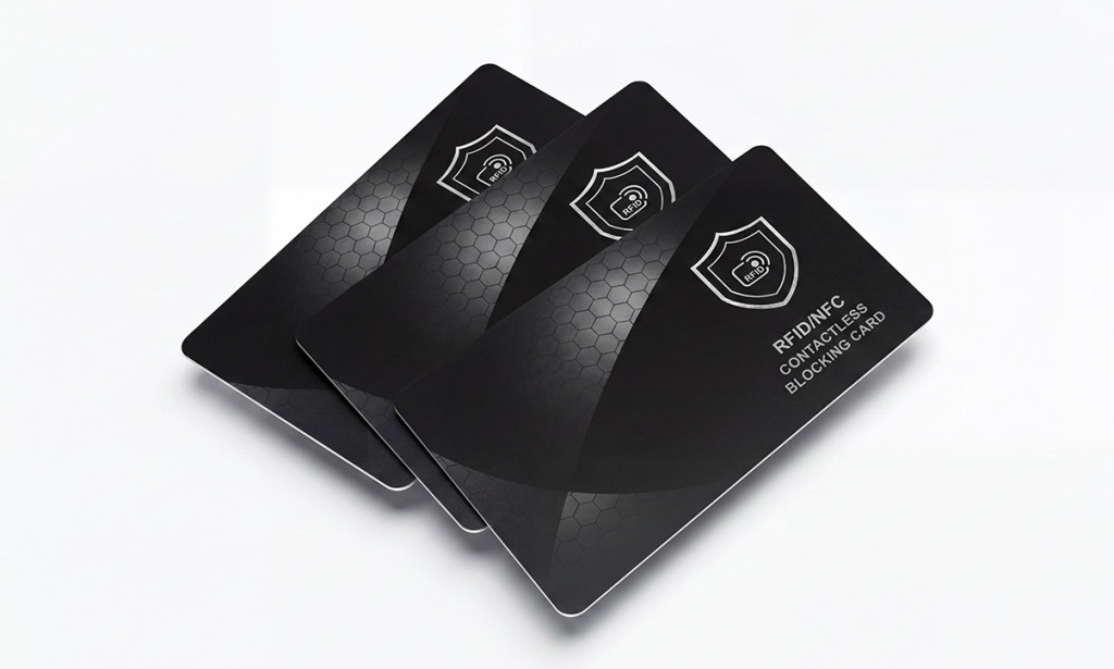 How Card Armor Review: A Modern Way to Prevent Digital Pickpocketing!