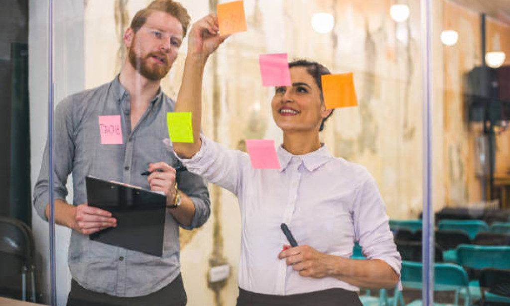 Top Design Thinking Workshops and Innovative Design Workshop in Bangalore by WeSchool