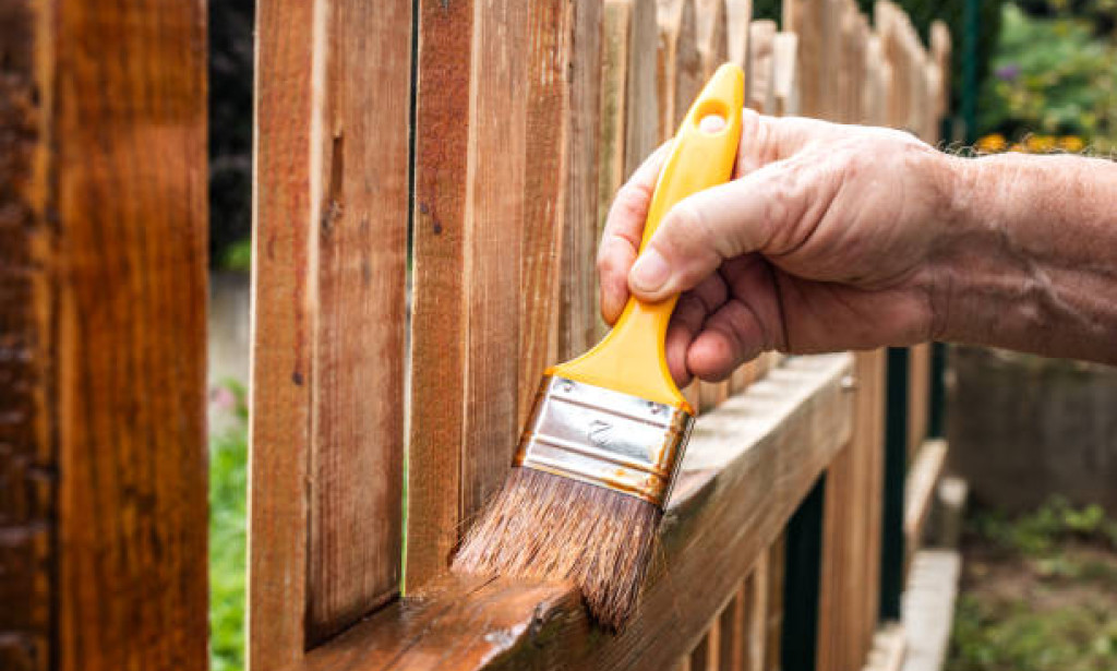 Expert Wooden Fence Installation and Repair services  in Pearland, TX