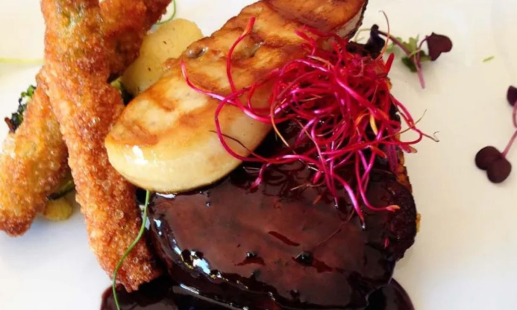 Top 10 Reasons to Hire a Private Chef in Ibiza for a Luxury Holiday