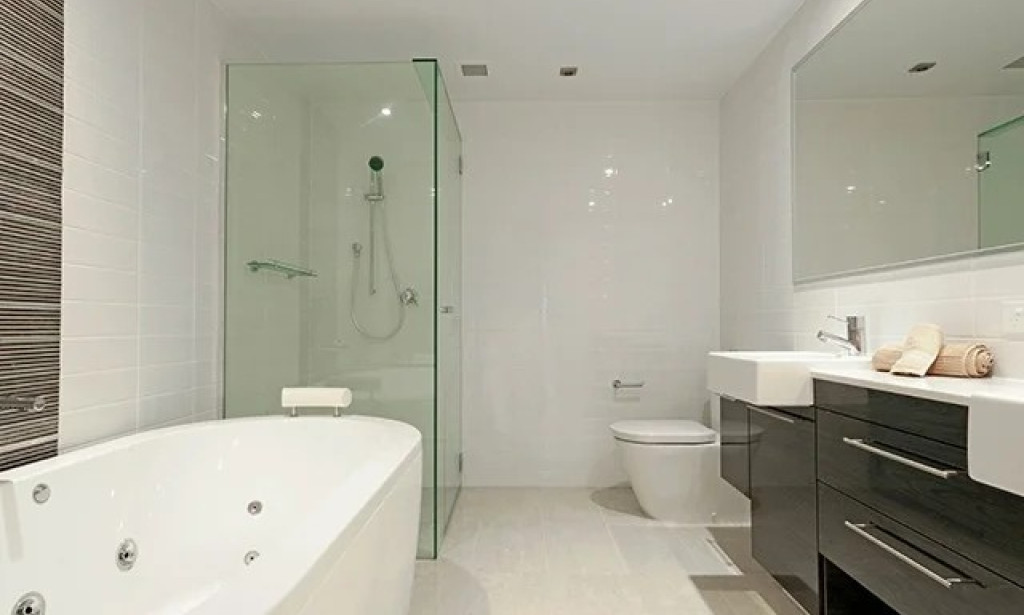 How to Plan Perfect Bathroom Renovations in Apopka FL Without Overspending