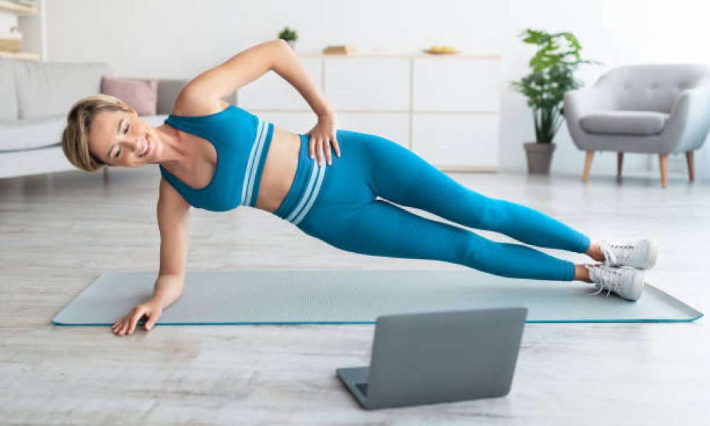 What Makes Online Fitness Training Ideal for Remote Workers?