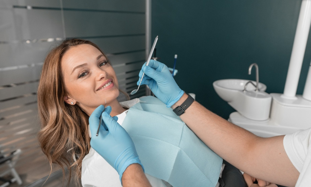 How to Choose the Right Cosmetic Dentist in Brooklyn, NY