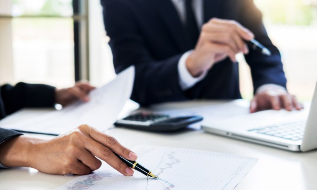 How to Build Investor Confidence Before Your First Pitch