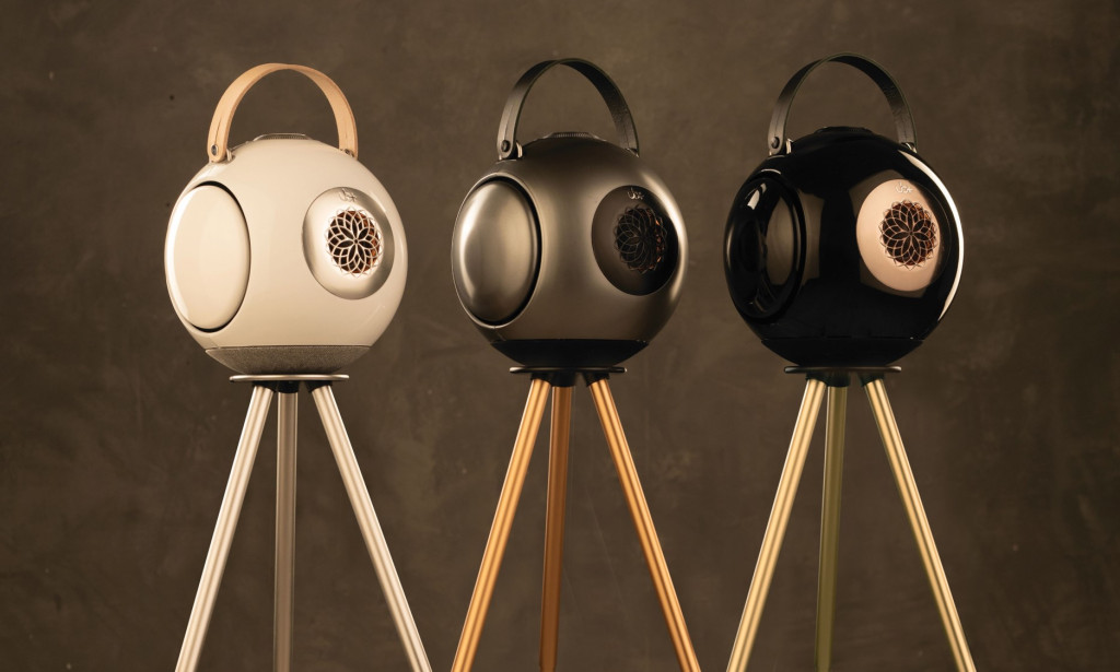 How to Choose the Best Speakers for Small Room Listening Without Overpowering the Space