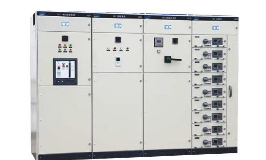What is Switchgear and its Types Explained