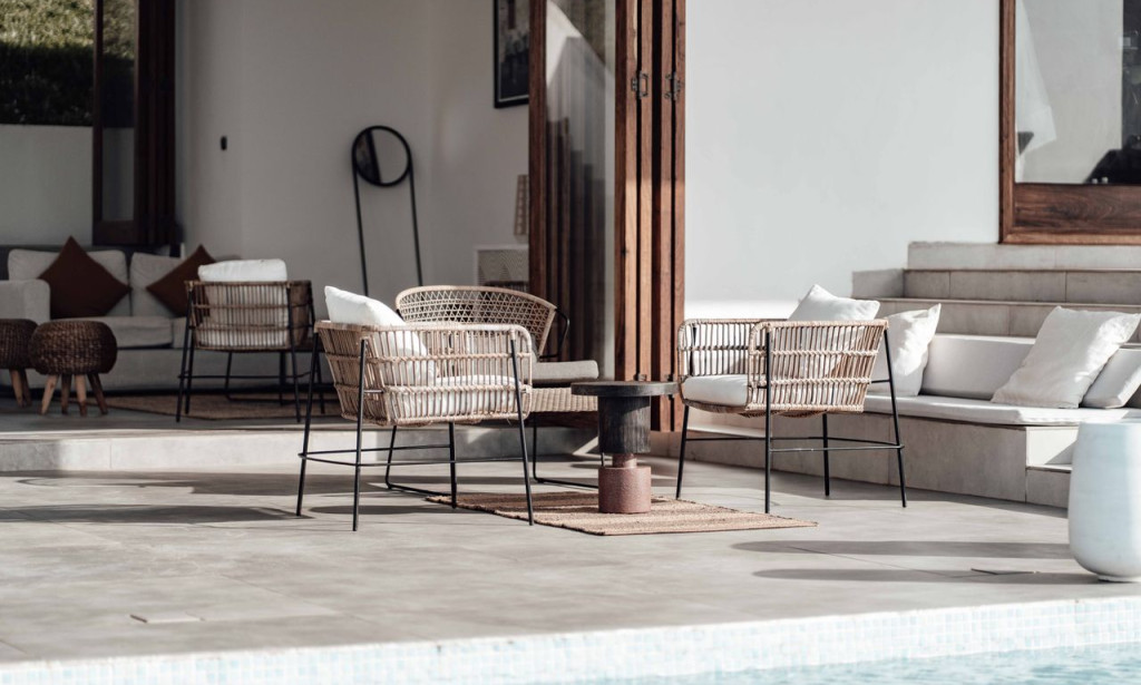 Top 10 Home Décor Trends That Make Indoor and Outdoor Spaces Feel More Connected