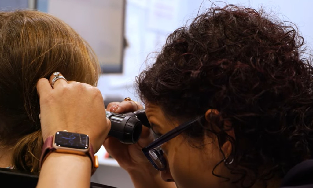 How Auditory Processing Affects Everyday Listening