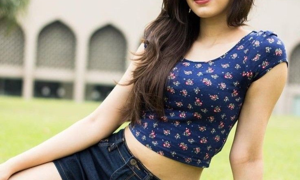 How Discover Premium Companionship with Call Girl Zirakpur