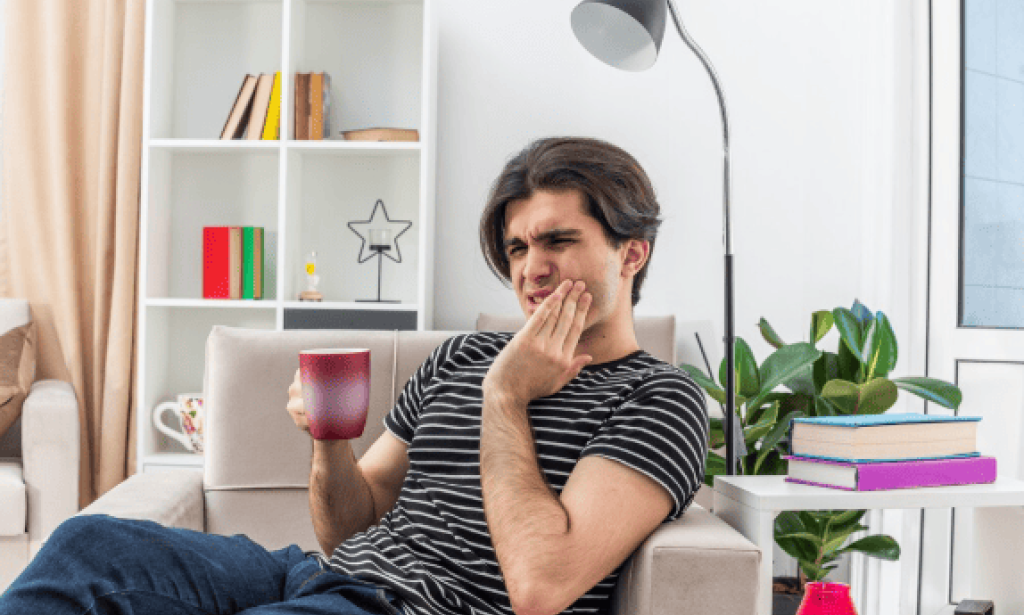 Common Causes of Toothache and How to Relieve Tooth Pain at Home