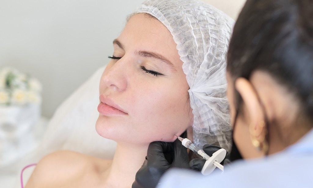 How Can Skin Boosters Improve Skin Smoothness and Freshness?