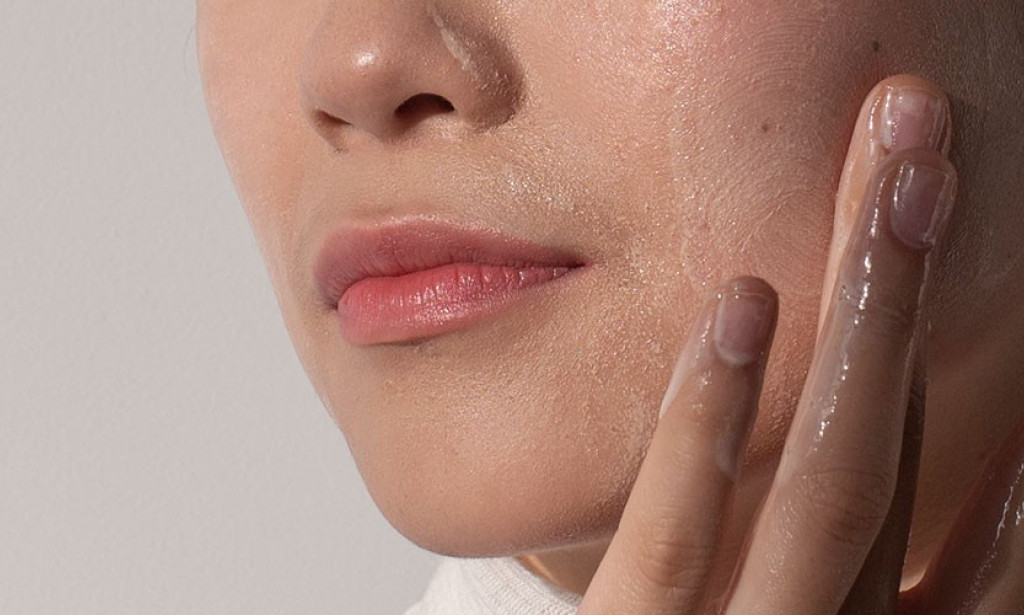 What are the best ways to heal your damaged skin barrier?