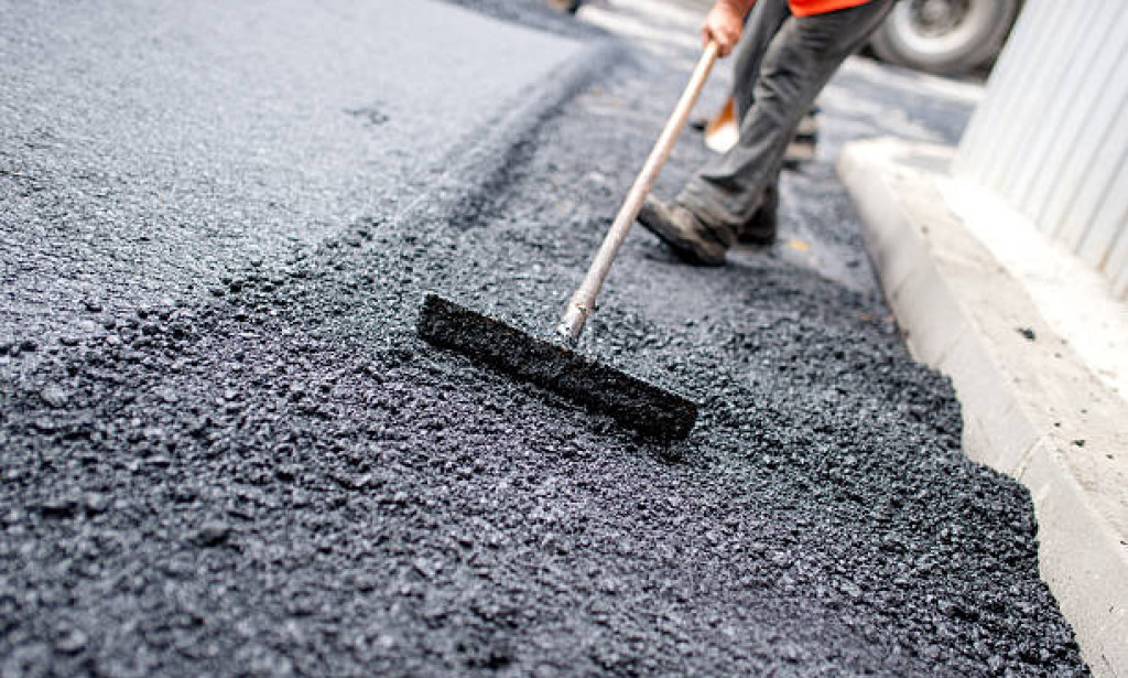 How Paver Maintenance Helps Preserve the Beauty of Your Hardscape