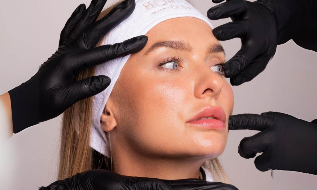 How Skin Booster Injection Helps Maintain Healthy Skin