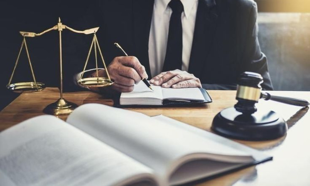Matrimonial Lawyer in Janakpuri: Essential Legal Steps Every Couple Should Know Before Divorce or Family Disputes