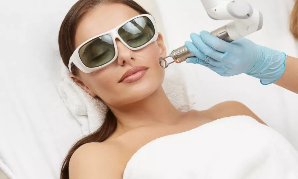 How Long Does Fractional CO2 Laser Treatment Downtime Last?