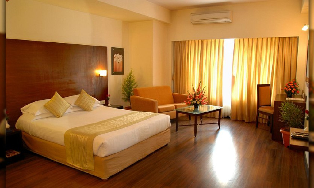 Where to Find Rooms In Mysore For Family Near Chamundi Hills: Best Stay Options for Sightseeing