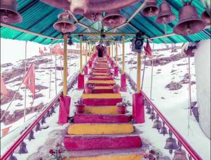 1784360968-silk-route-tour-packages-baba-mandir.jpg