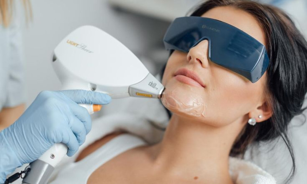 What is Laser Photo Rejuvenation in Dubai: Ultimate Guide to Radiant Skin